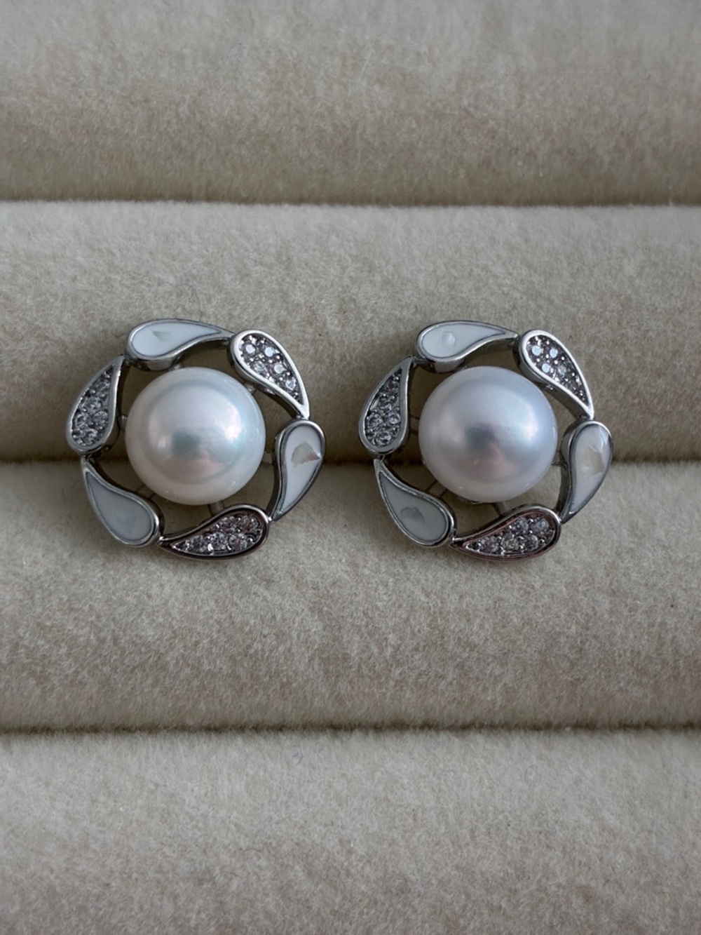 Elegant Silver and White Pearl Earrings